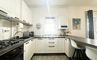 Apartament cu 3 camere de vanzare Luceafaul, Oradea - Poză 8