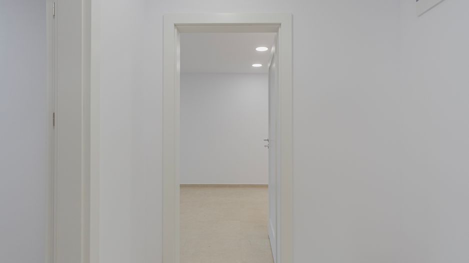 Clinica medicala-9 cabinete- URBAN PLAZA - bloc 15 parter! - Poză 37