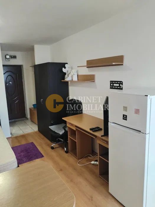 1 camera, Tudor Vladimirescu, etaj intermediar, liber! - Poză 2