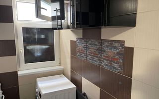 Apartament  2 camere Piata - Poză 3