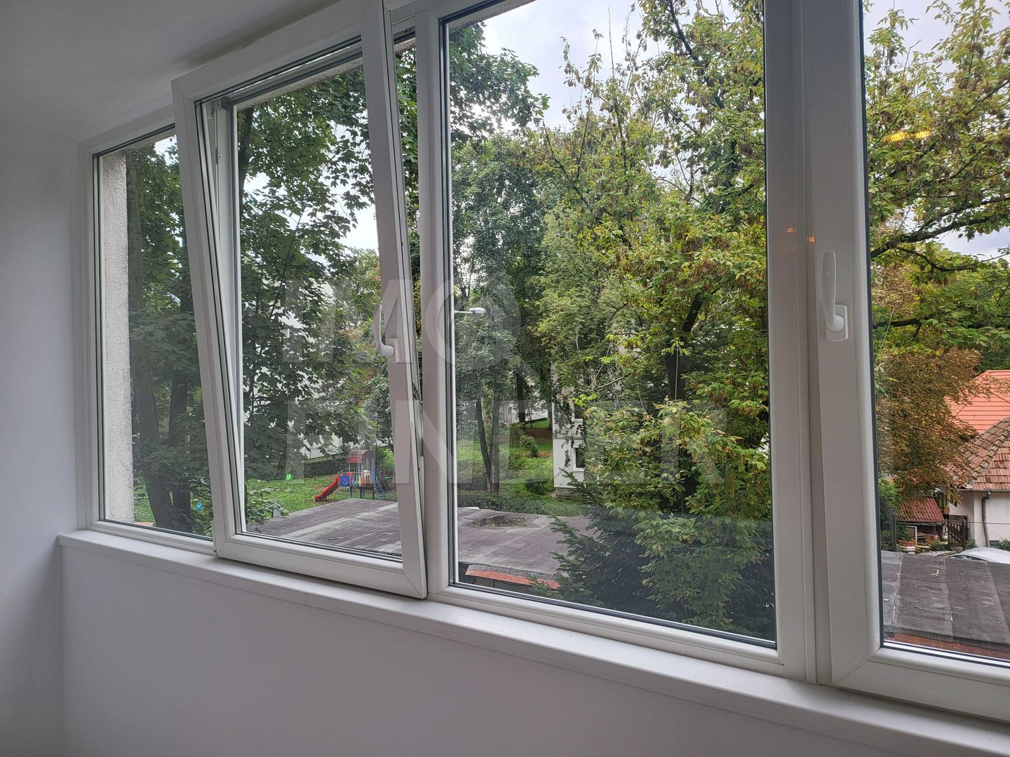 Apartament 2 camere Super Finisat zona L.Rebreanu Gheorgheni - Poză 4