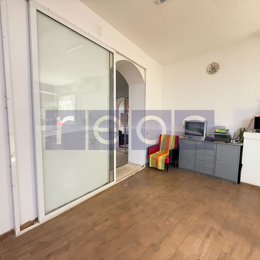 OPORTUNITATE DE VANZARE  APARTAMENT 6 CAMERE ÎN VILA | ZONĂ CENTRALĂ - Poză 1