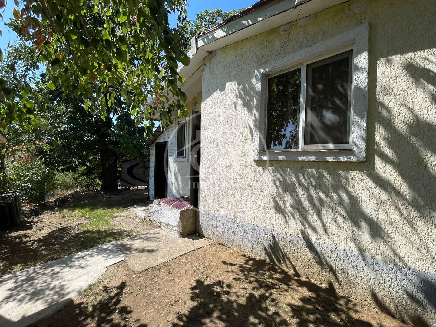 Casa de vanzare cu 2 camere in zona Sintelec, Bihor. - Poză 14