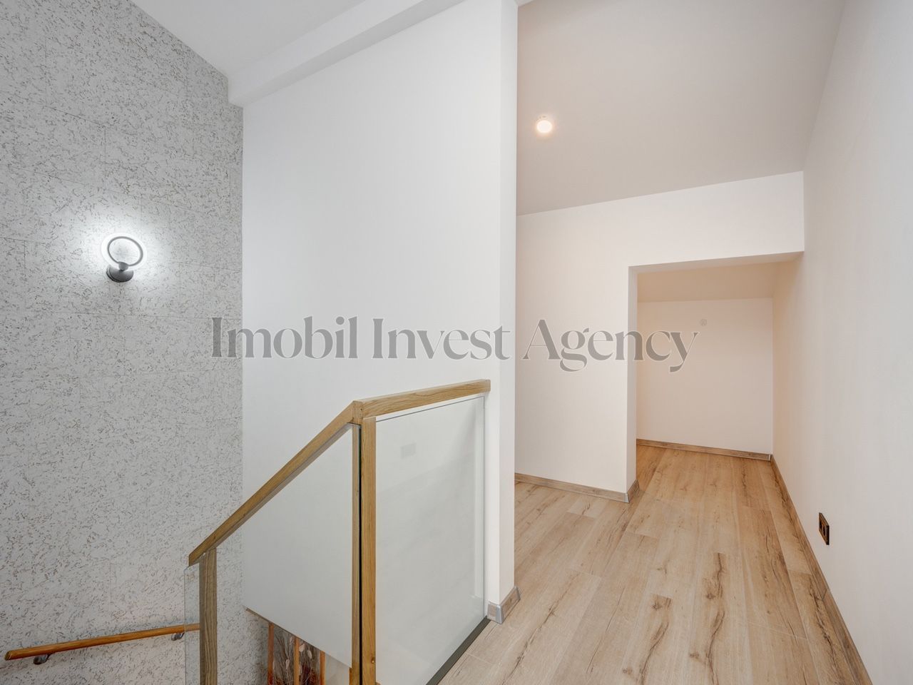 Vila Duplex 5 camere Otopeni - Poză 27