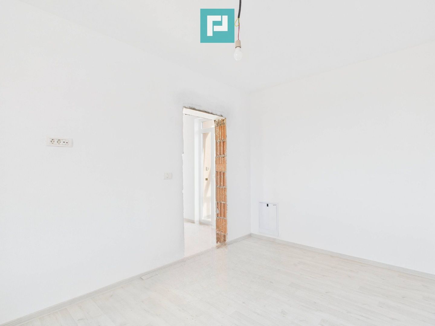 Penthouse cu terasă generoasă, în inima Chișodei - Poză 10