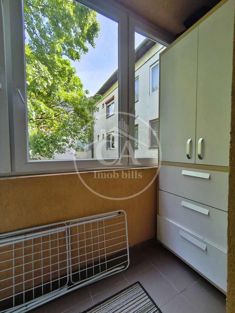 Apartament de vânzare cu 4 camere în zona Decebal, Oradea - Poză 14