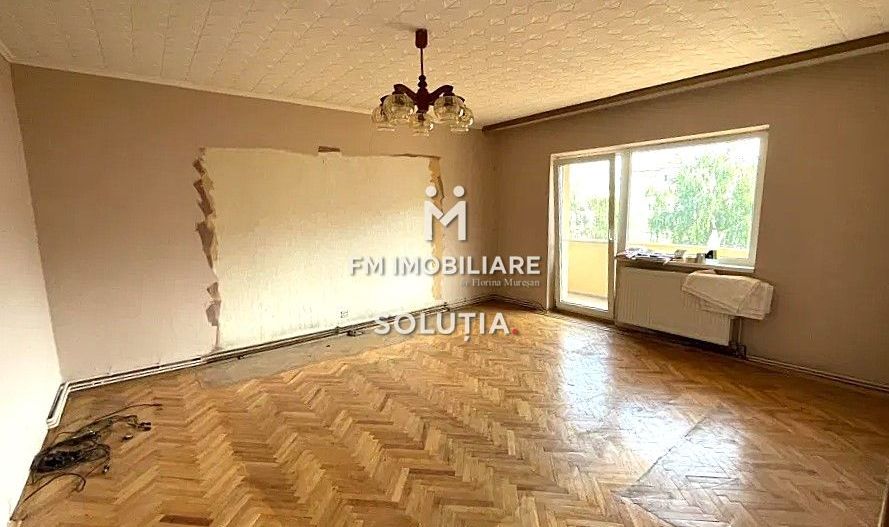 Apartament 3 camere, decomandat, Petru Rareș, etaj intermediar! - Poză 1