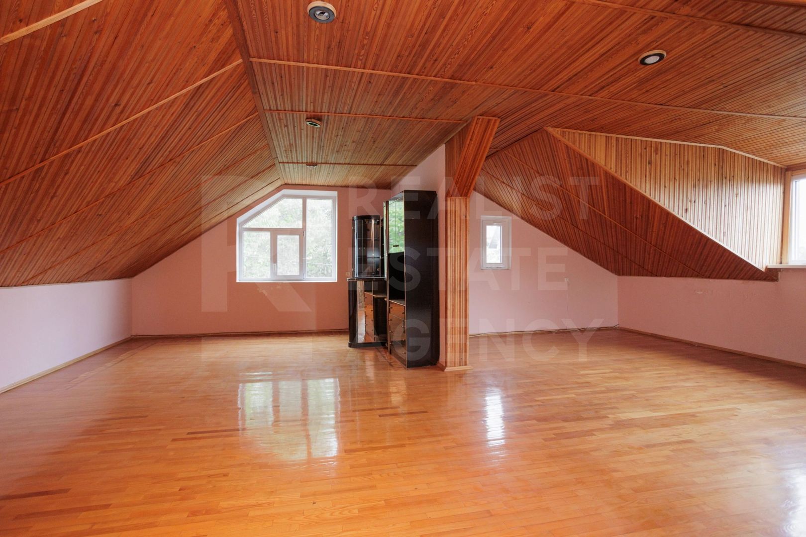 Vânzare, casa, 8 camere, str. Olimpica, Codru - Poză 9