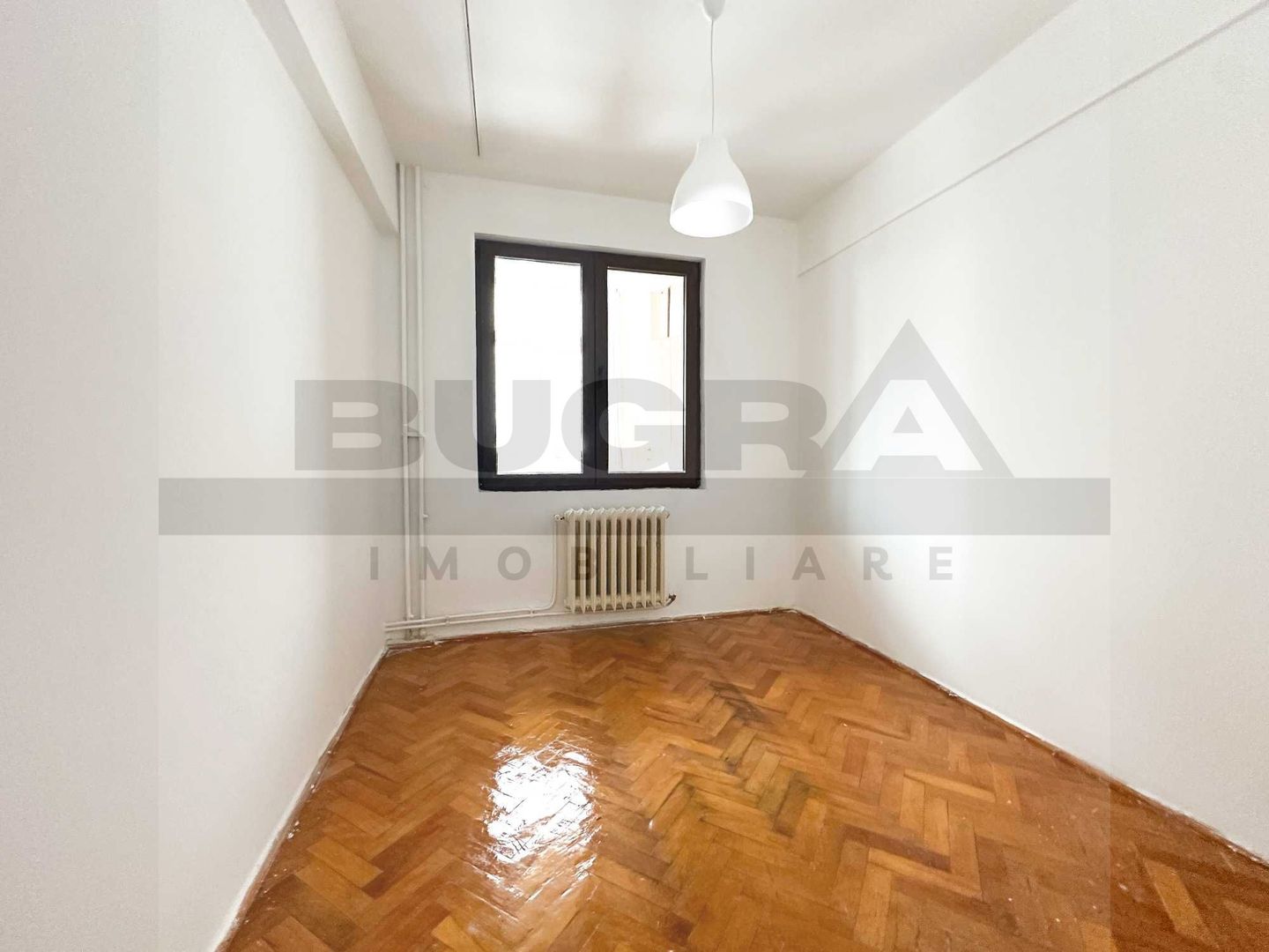Apartament 3 camere, etaj intermediar, zona P-ta Hermes - Poză 1