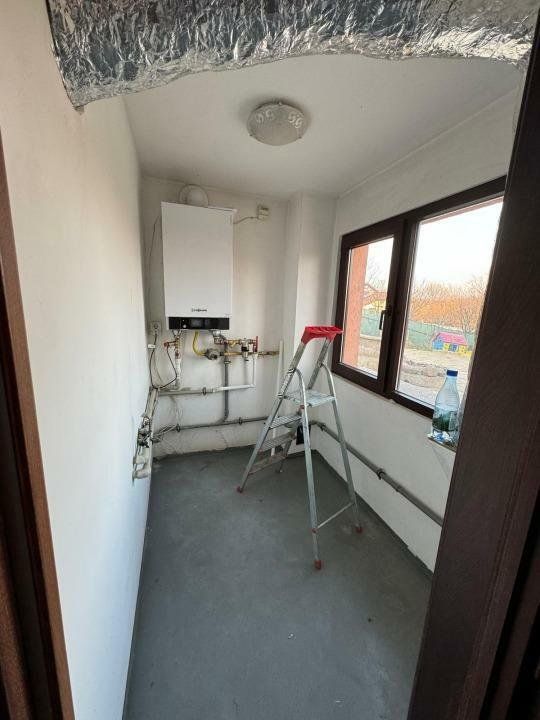 Hlincea, str.Mănăstirii, CIUREA, Iaşi + 1.700 mp teren şi Vilă (D+P+M) - Poză 13