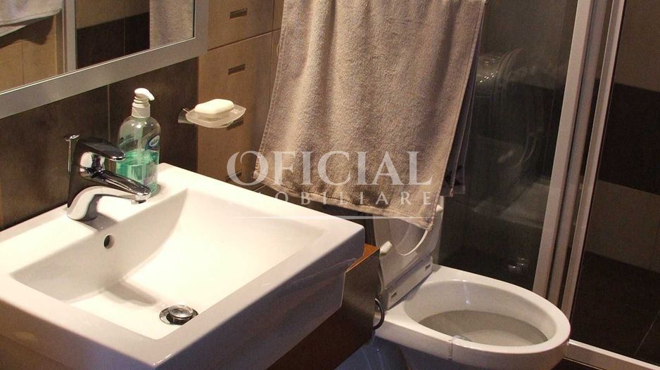 Casa tip duplex | 2 Parcari | Curte | Zona Parcul Poligon | Floresti - Poză 5