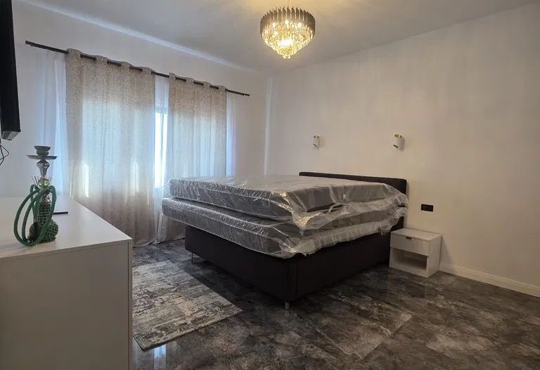 Casa- zona Metro - Poză 22
