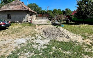 Casa cu 5 camere in localitatea Sacuieni - Poză 8