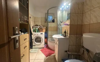 4 camere | COMISION 0 | centrala proprie | etaj 1 | decomandat | - Poză 12