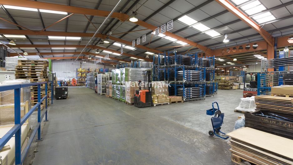 Hala spatioasa de inchiriat in Marasti - Poză 2