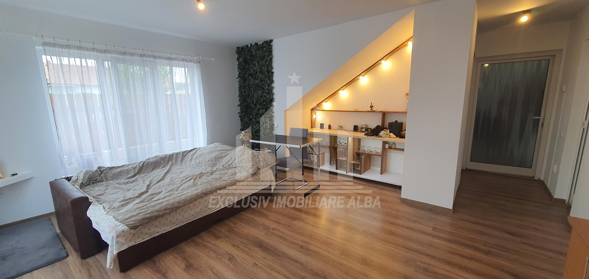 Casa individuala | 560mp | 30ml deschidere |Toate utilitatile | Ciugud - Poză 2