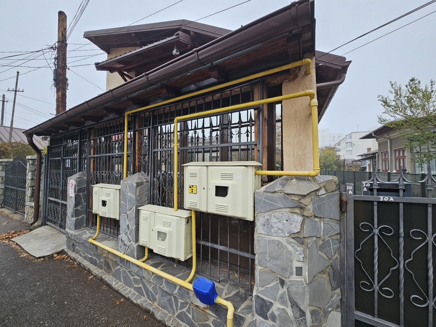 Spatiu de inchiriat 120 mp utili Campina central! - Poză 23