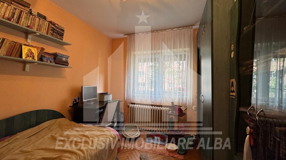 Apartament cu 3 camere | 2 bai | 64 mp | Parcare | Cetate - Mercur - Poză 6