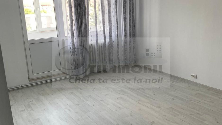 Apartament 3 camere, decomandat - 79 mp - etaj 3/4 - Frumoasa ! - Poză 2