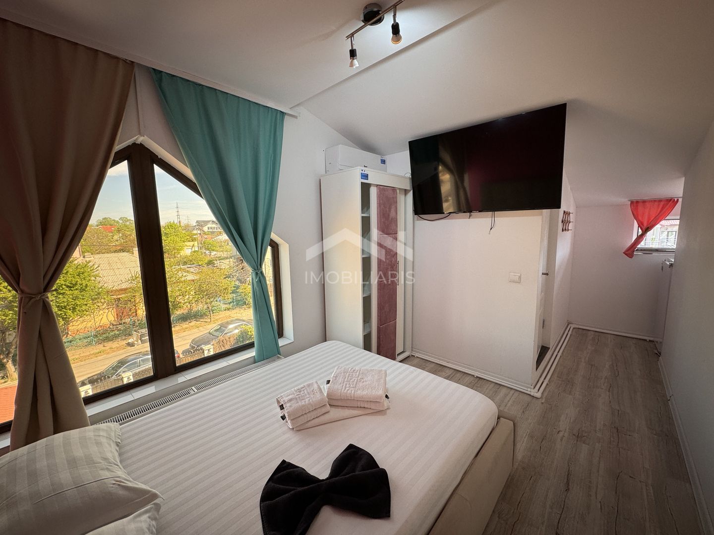 Pensiune Premium 11 Camere – Energie Verde, Randament Ridicat - Poză 3