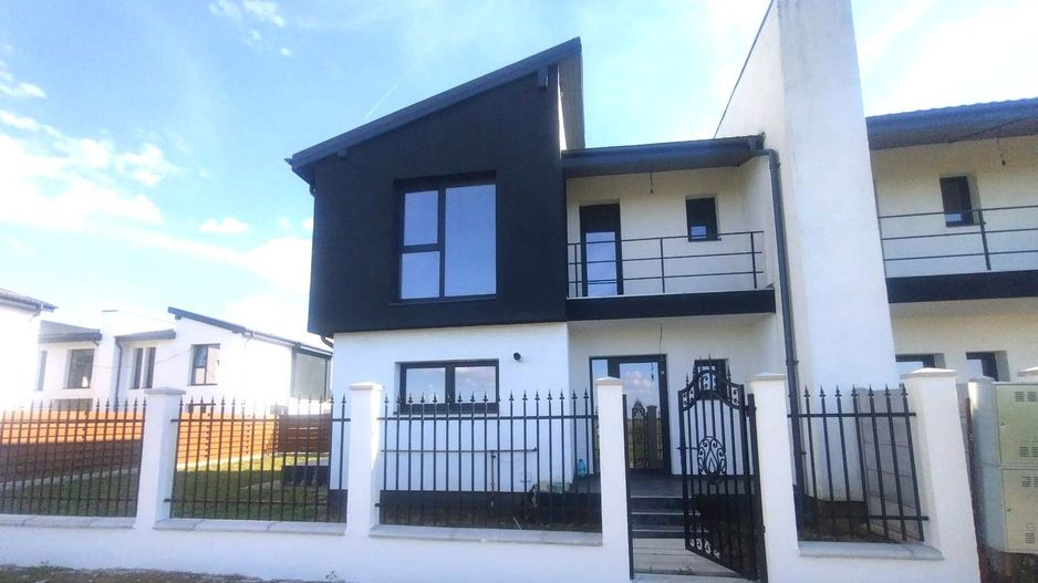 Casa Duplex P+1 in Otopeni, curte proprie, ideal pentru familie - Poză 1