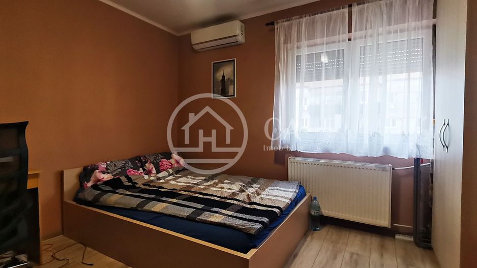 Garsoniera de vanzare in zona Rogerius, Oradea - Poză 1