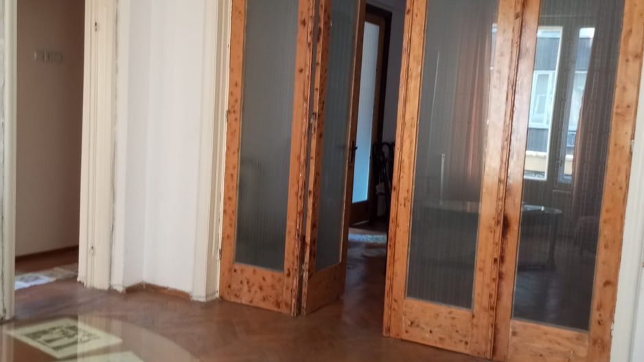 Apartament de vânzare – Strada Batiștei, 89 mp. - Poză 1
