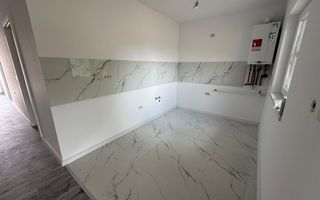 Sanmihaiu Roman, Duplex pe Parter, 3 camere,2 bai,terasa spatioasa - Poză 7