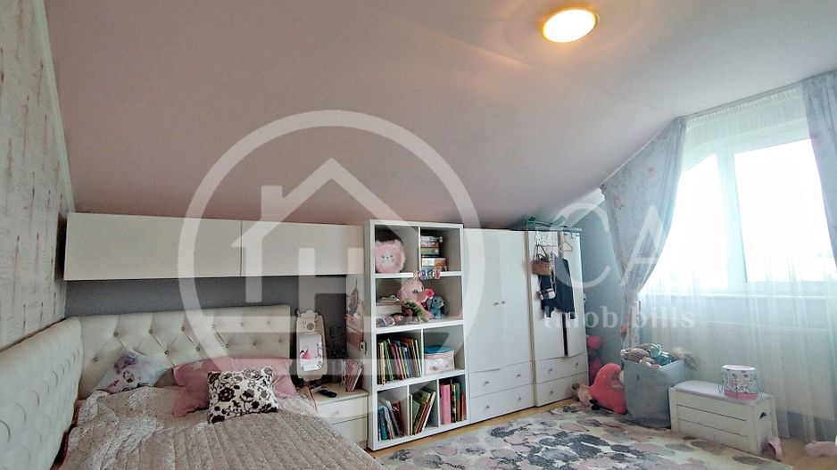 Casa de vanzare cu 5 camere in Santandrei, Bihor - Poză 11