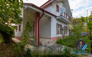 Casă/Vilă de vânzare, Luncani, Jud Bacău - Poză 2