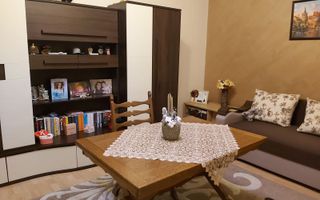 Ag EUROPA vinde casa individuala 7 cam  teren 4 ari zona TITULESCU . - Poză 1