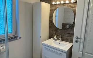 Casă Modernă de Închiriat în Otopeni | Ana Aslan | Curte Privată - Poză 20