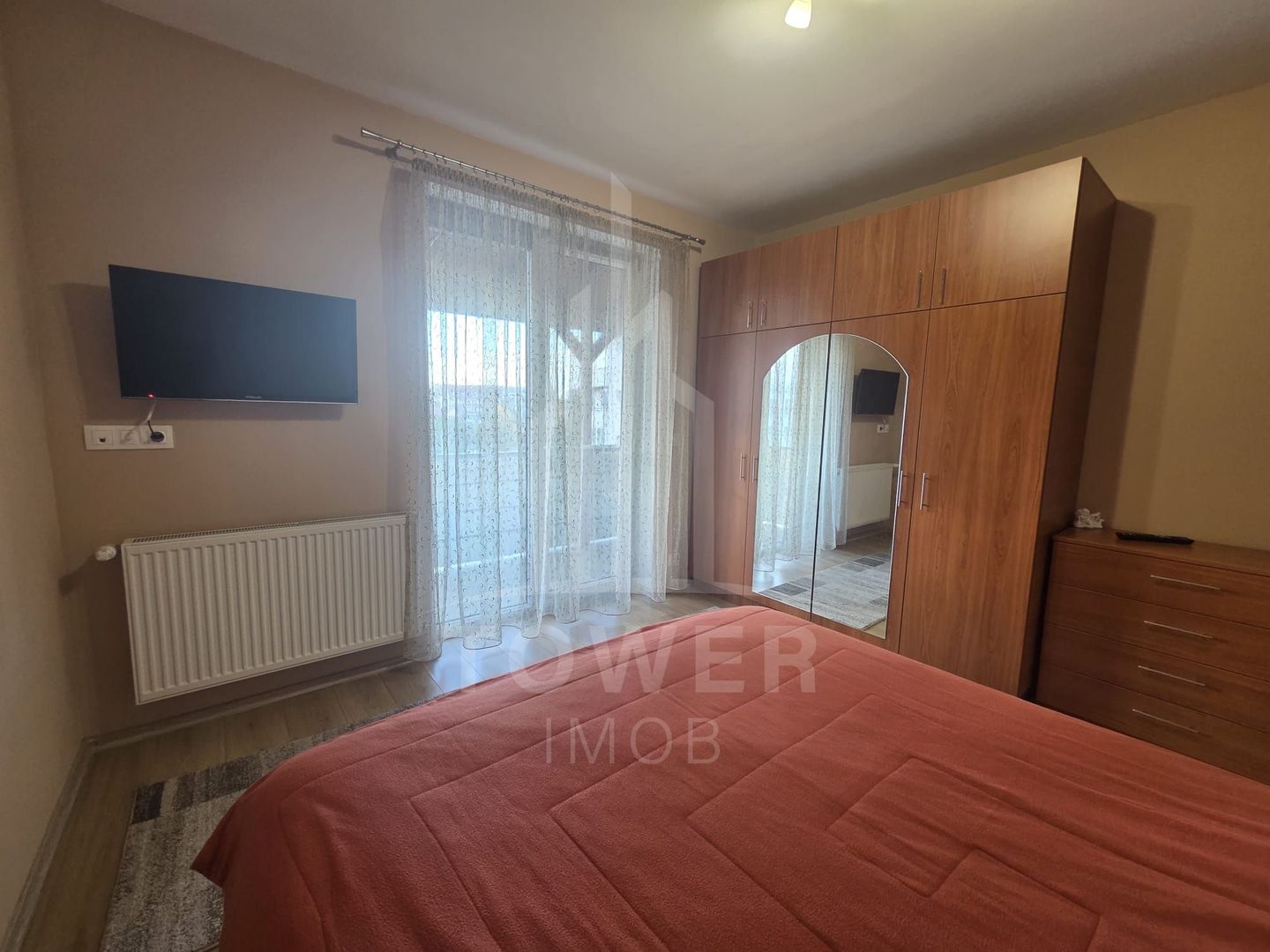 Apartament modern 3 camere, 70 mp, zona Turnișor – parcare în curte privată - Poză 4