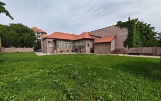 Casă cu destinație multiplă _ curte generoasă- Bălcescu - Poză 2