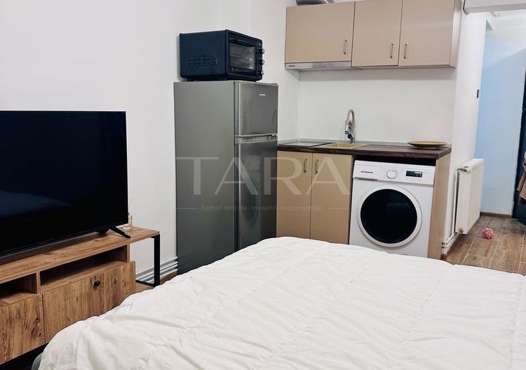 Garsonieră cochetă cu parcare și boxă în zonă liniștită. - Poză 3