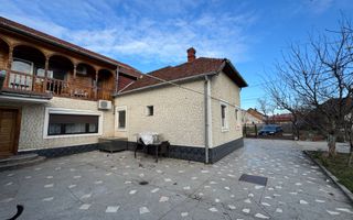 Casa individuala in oras cu teren 1000mp - Poză 29
