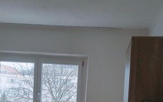 Închiriez apartament cu două camere - Poză 1