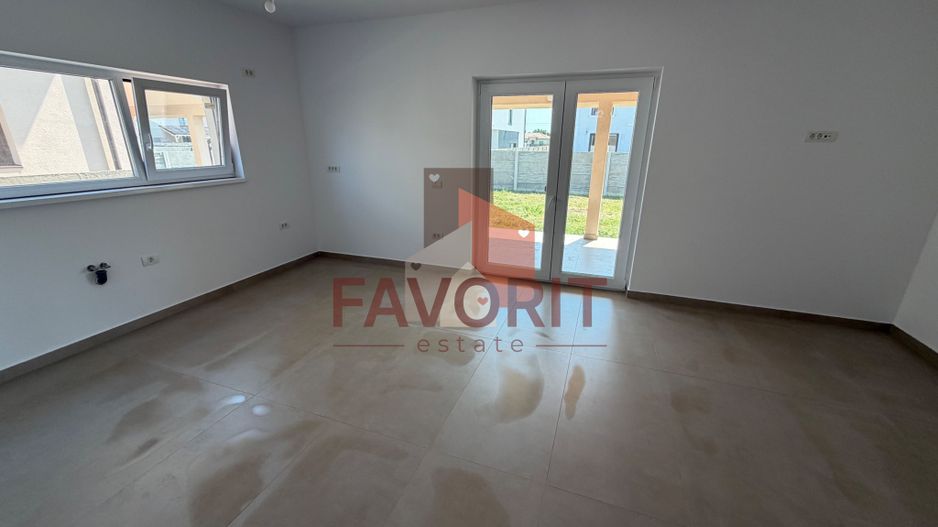 Comision 0%. Toate utilitatile. Strada asfaltata. Disponibil imediat. - Poză 3