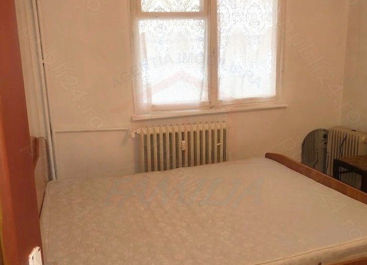 Apartament cu 2 camere decomandate, parter, luminos - Micro 13 - Poză 2