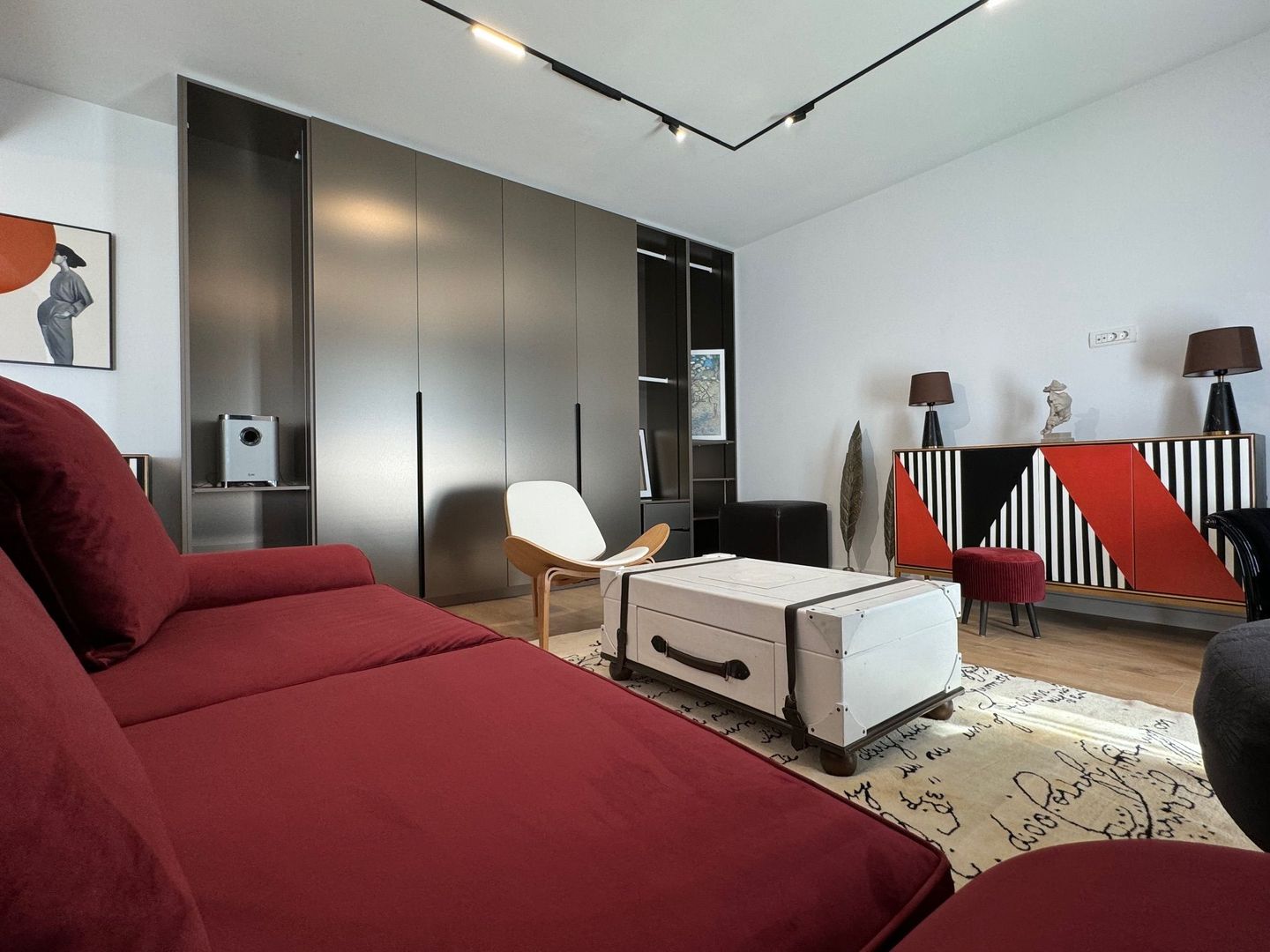 Apartament 2 camere Tunari cu CURTE - Poză 2