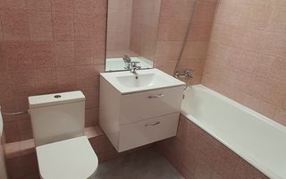 Închiriez apartament 3 camere, nemobilat, Piața Muncii, pentru locuit - Poză 7