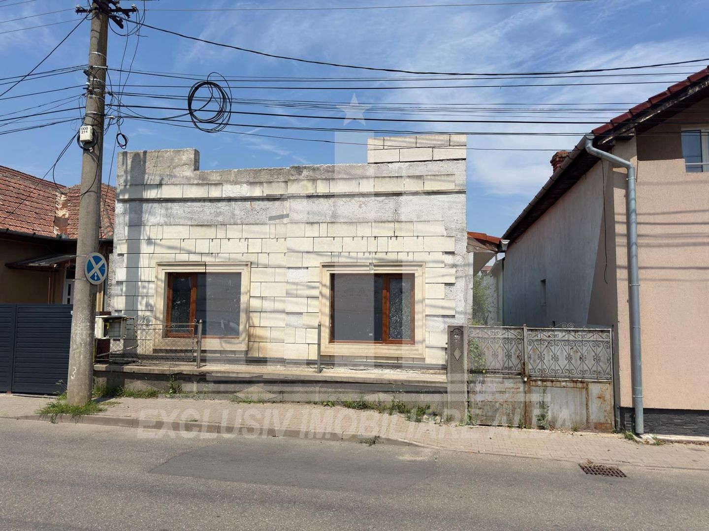 Casa individuala | De renovat | 150 mp | 370 mp teren | Lipoveni - Poză 1