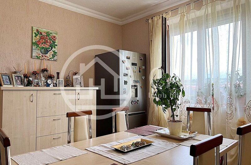 Apartament cu 2 camere de vanzare in cartierul Soarelui, Oradea - Poză 1