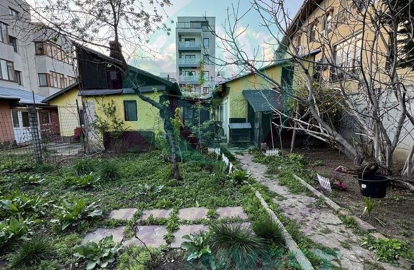 "Casuta bunicii" cu teren 344m2 zona Mărțișor lângă parcul Orășelul Copiilor - Poză 2