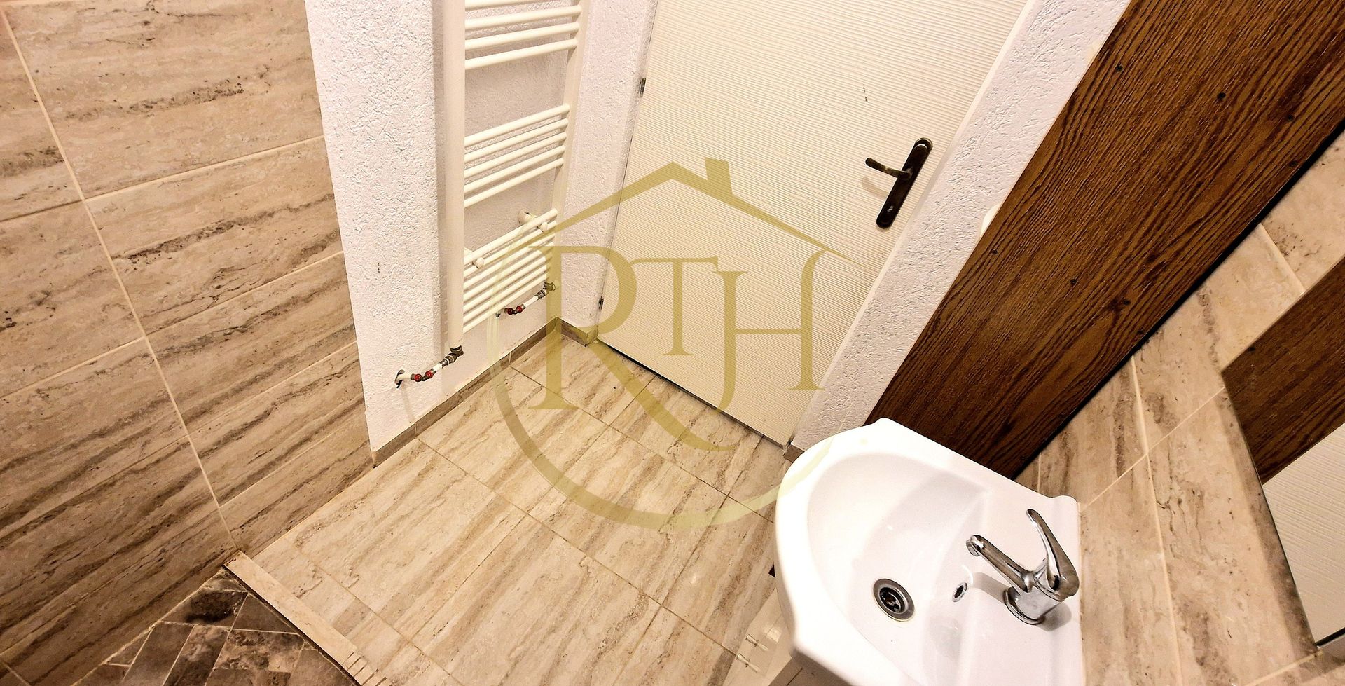 De inchiriat apartment cu 2 camere, bloc nou zona Shopping City,300 euro\luna. - Poză 17