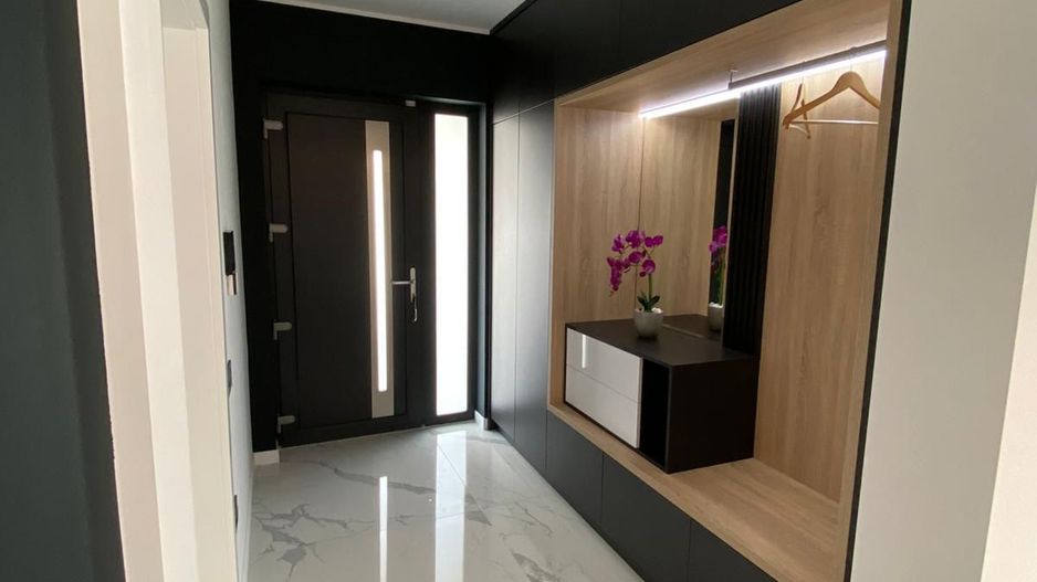 Premium! Vila de lux mobilata si uitlata . - Poză 7