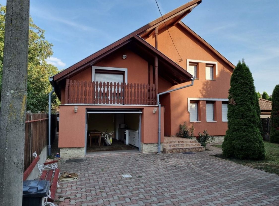 Casa ultracentrala - Poză 1