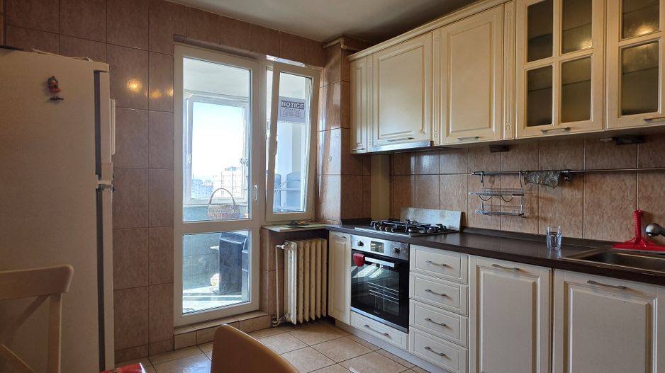 De vanzare  3 camere decomandat, Centrul Civic-Onix, bloc verde - Poză 7