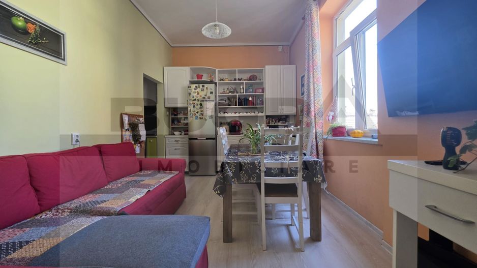 Apartament 3 camere 75 mp - zona centrala, Paris - Poză 1
