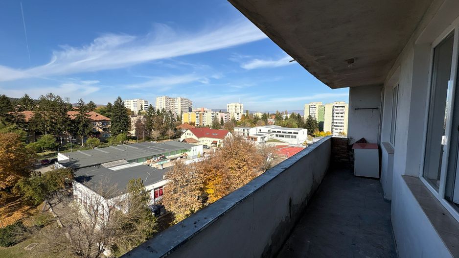 Apartament 2 camere 49 M² + balcon 10 M² cu priveliste Simeria - Poză 9